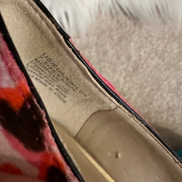 Kenneth Cole NWOT 7.5 leopard print cushion pointy toe - Picture 4 of 7